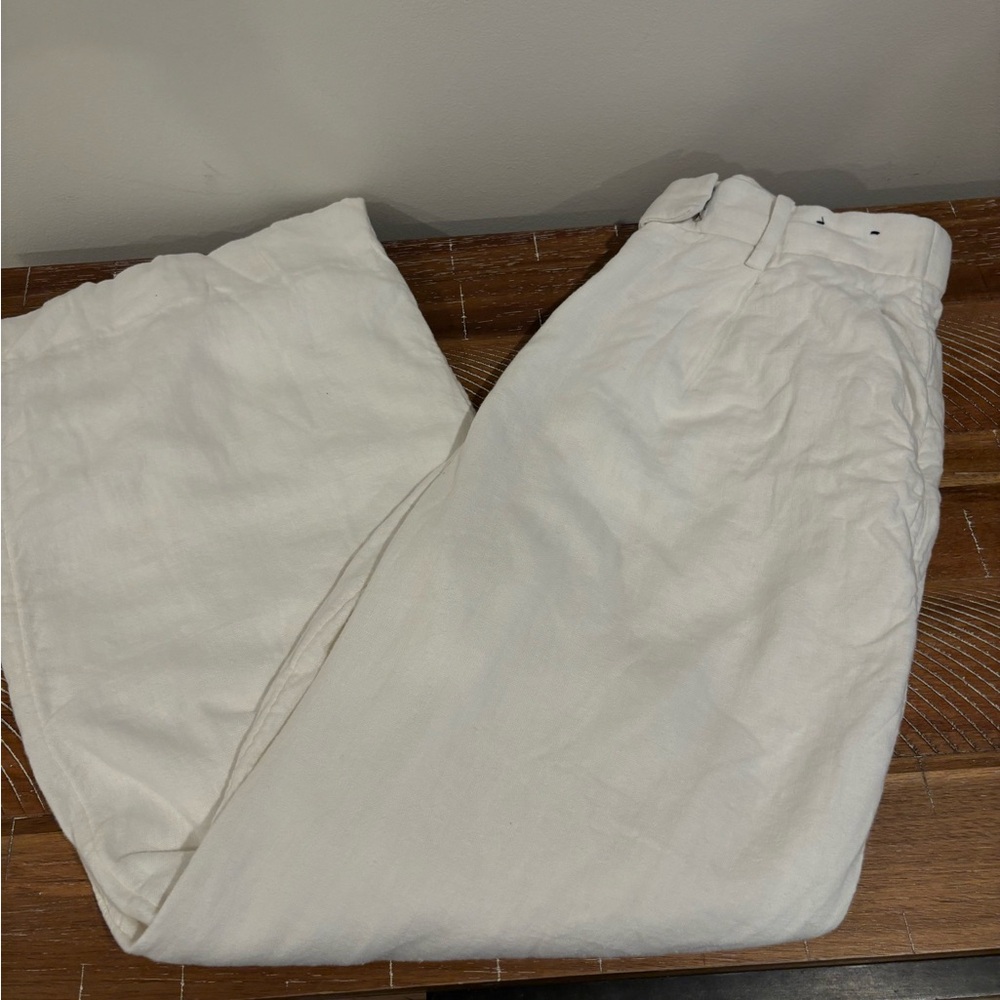 Abercrombie & Fitch Cream Garment
